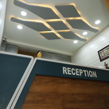 Hotel Dolphin Residency Patan  Exterior photo