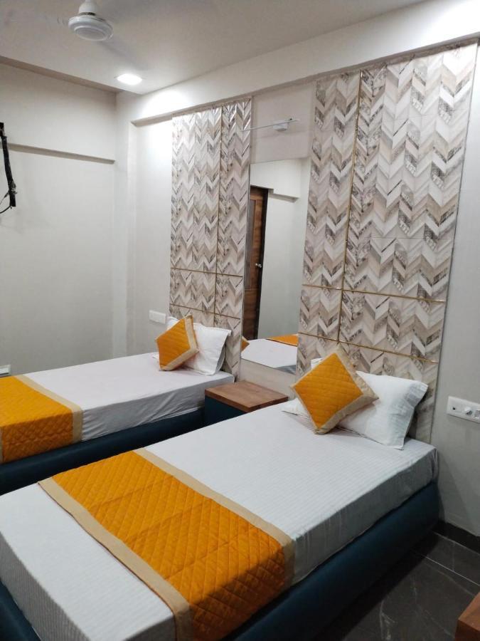 Hotel Dolphin Residency Patan  Exterior photo